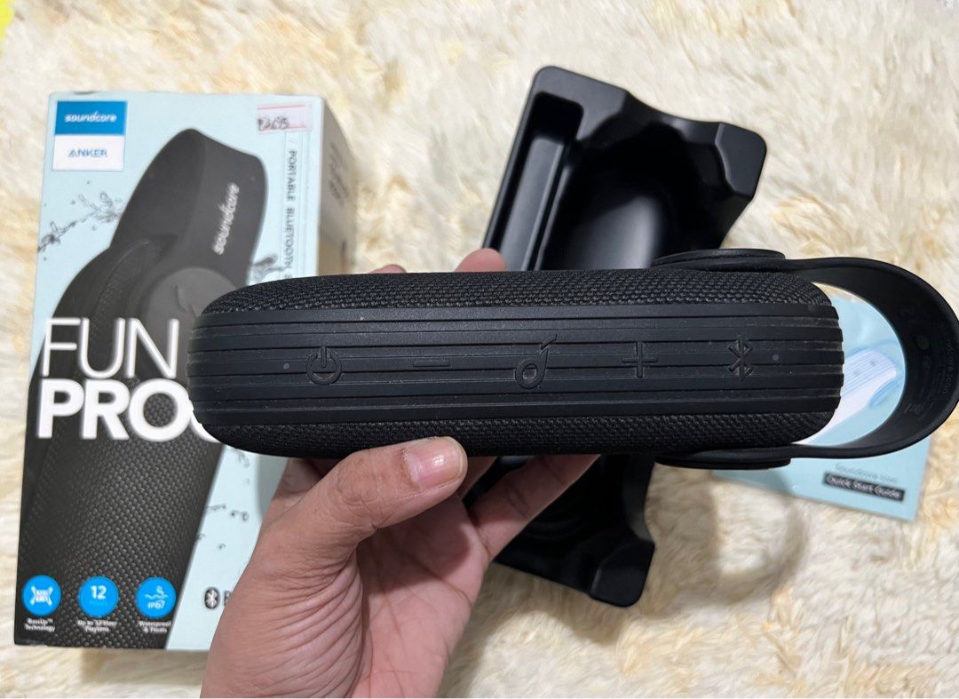 Anker Fun Proof Bluetooth speaker (Category: Soundbars, Speakers & Amplifiers) located in Caloocan City. Submitted by stay_sassy (Listing ID 1296156334, Image 3). Description: Authentic Anker Speaker bought 3,495 selling it half the price now. With box and manual yung cord na charger nawala pero android lang naman to kaya pwede na yung cord ng cp charger nyo. 12hrs playtime Bass Up technology kahit maliit pero malakas to Waterproof and floats.