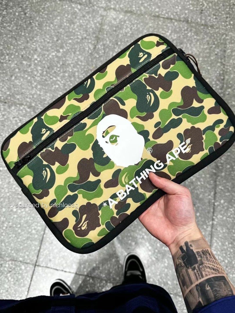 BAPE ABC CAMO 13 INCH PC CASE