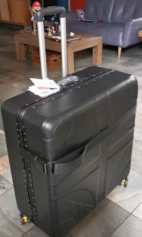Brompton flight case / luggage sale last unit (Category: Bicycles) located in Manila. Submitted by badrobotluna (Listing ID 1296107780, Image 1). Description: Abs hardcase 4 (four) wheels for easy movement while traveling with wheel locks TSA locks for security.