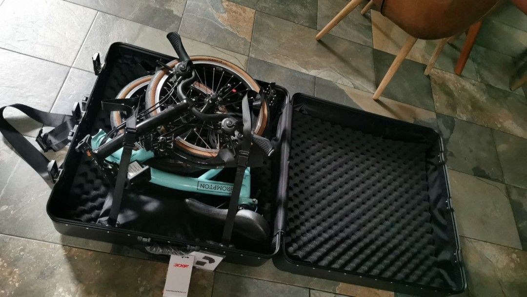 Brompton flight case / luggage sale last unit (Category: Bicycles) located in Manila. Submitted by badrobotluna (Listing ID 1296107780, Image 2). Description: Abs hardcase 4 (four) wheels for easy movement while traveling with wheel locks TSA locks for security.