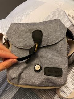 （分類：）位於 。 由 ymbrian 提交（商品編號 1296191666，圖片 1）。簡介： 。
