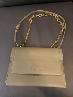 （分類：）位於 。 由 kiki_111 提交（商品編號 1296209783，圖片 1）。簡介： 。