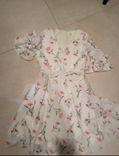 (Category: ) located in . Submitted by emo.thriftss (Listing ID 1296168093, Image 1). Description: .
