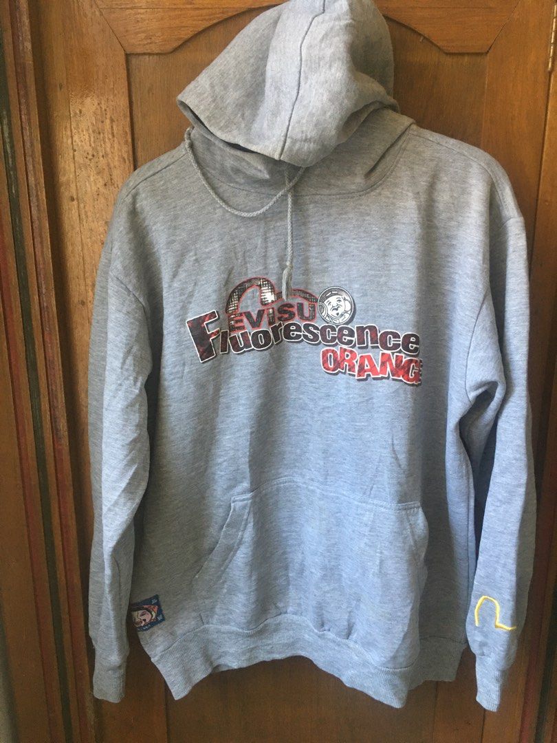 Evisu Hoodie Jacket (Category: Coats, Jackets and Outerwear) located in Sorsogon. Submitted by mavzone (Listing ID 1296088508, Image 1). Description: Evisu Hoodie Jacket (off) S-M 21x26.