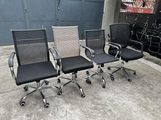 For sale ASSORTED OFFICE CHAIRS!!