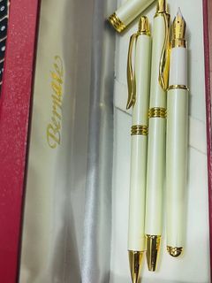 🎁GIFT IDEA🎁  ‼️NEW‼️ Bernate Set! Mechanical Pencil Ballpoint Pen Fountain Pen  OUR PRICE ₱999 ONLY  #epicogiftshop #giftidea  🖤🤍