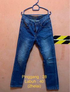 (Category: ) located in . Submitted by azlan_1995 (Listing ID 1296197293, Image 1). Description: .