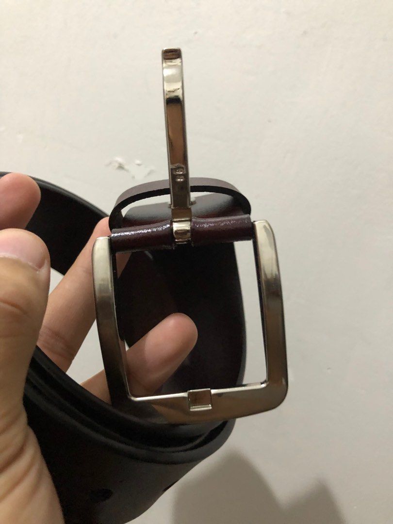 Hickok Classic Leather Belt (Category: Belts) located in Quezon City. Submitted by steeldesign (Listing ID 1296071236, Image 3). Description: Hickok Classic Leather Belt Brown Color For Formal Plain Pattern Belt length size: 34cm Never been used Rfs: Need funds and impulse buy.