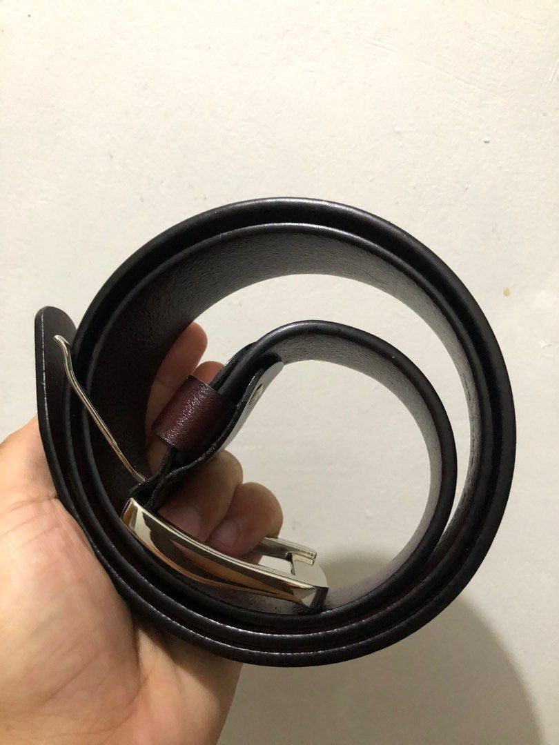 Hickok Classic Leather Belt (Category: Belts) located in Quezon City. Submitted by steeldesign (Listing ID 1296071236, Image 2). Description: Hickok Classic Leather Belt Brown Color For Formal Plain Pattern Belt length size: 34cm Never been used Rfs: Need funds and impulse buy.