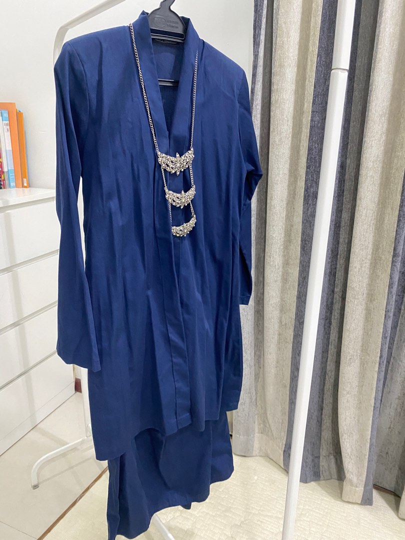 Inhanna Kebaya Labuh, Women's Fashion, Dresses & Sets, Traditional