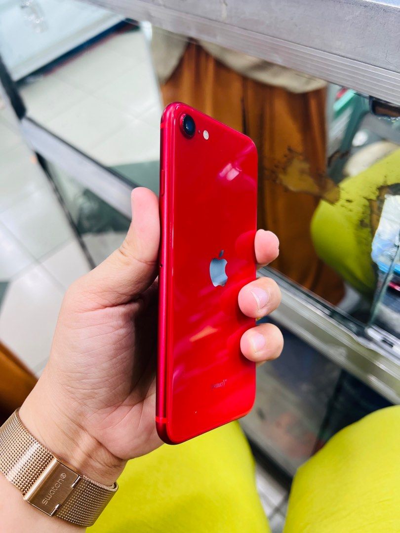 Iphone SE 2020 128gb 93% batt FU (Category: iPhone SE Series) located in San Juan City. Submitted by javedsgadgetshop (Listing ID 1296063187, Image 3). Description: OPEN FOR INSTALLMENT VIA CREDIT CARD/GGIVES & SWAP/TRADE-IN! WE BUY AND SELL ( ANYKINDS OF UNIT BINIBILI PO NAMIN)! PTPA : Padelete po f bawal Read ❗️Onhand ‼️ Iphone SE 2020 •128gb •NTV Variant •93% batt health •Factory Unlock •95% Smoothness •No hidden issue | No Repaired •100% Auth