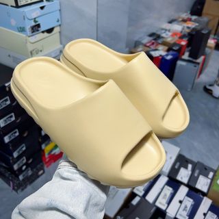 Kanye West x Adidas Yeezy Slide629500126508811122