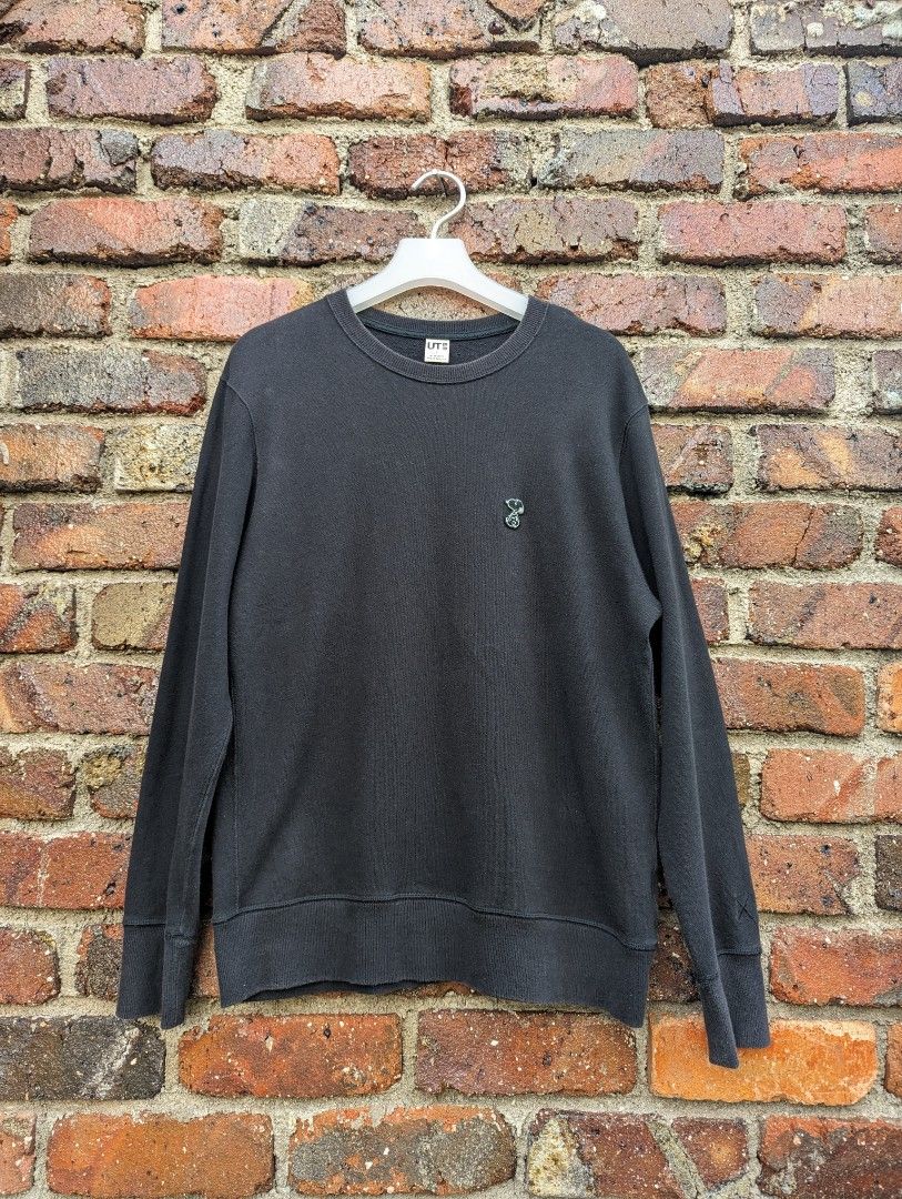 Kaws snoopy crewneck shop