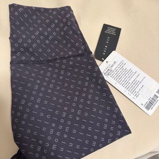 （分類：）位於 。 由 doughzone 提交（商品編號 1296162363，圖片 1）。簡介： 。