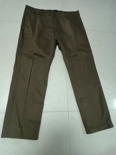 Mens Fatigue olive  jeans size 34 slim straight cut