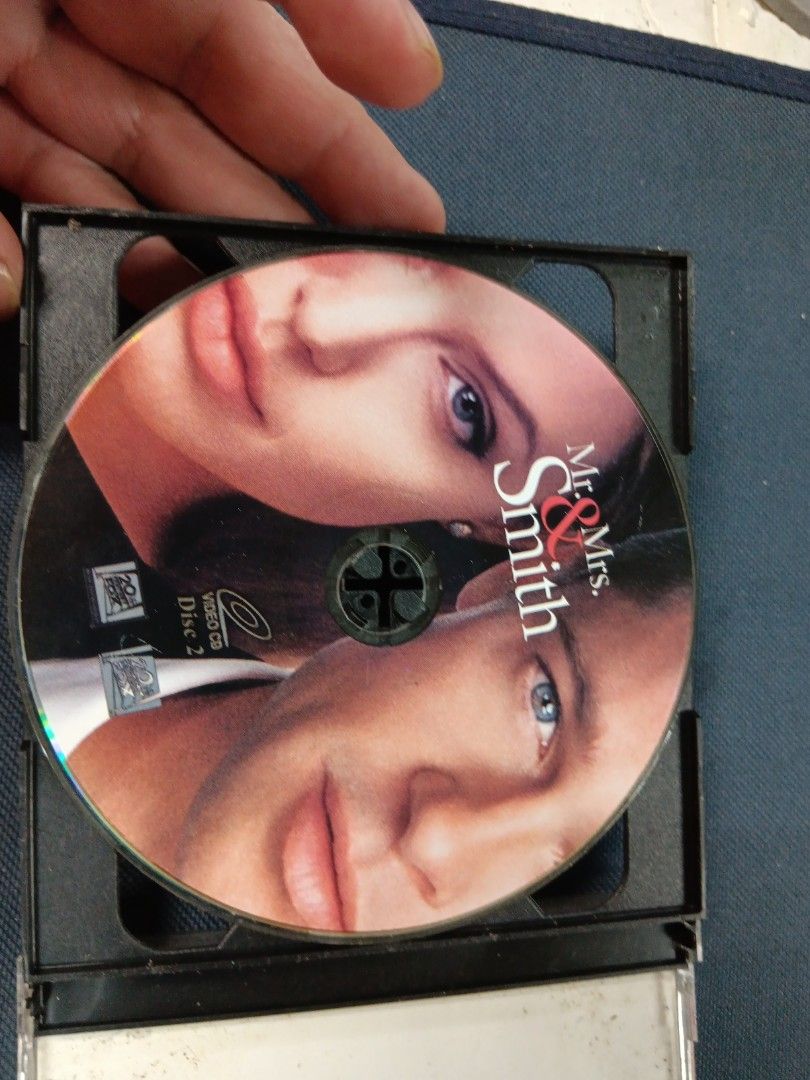 Mr & Mrs Smith (2 cd collection) (Category: CDs & DVDs) located in Manila. Submitted by ayinong0453384 (Listing ID 1296112697, Image 2). Description: item is in good condition 2cd collection pm for order.