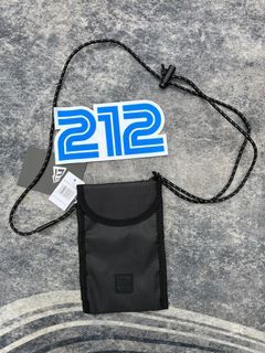New era sling pouch