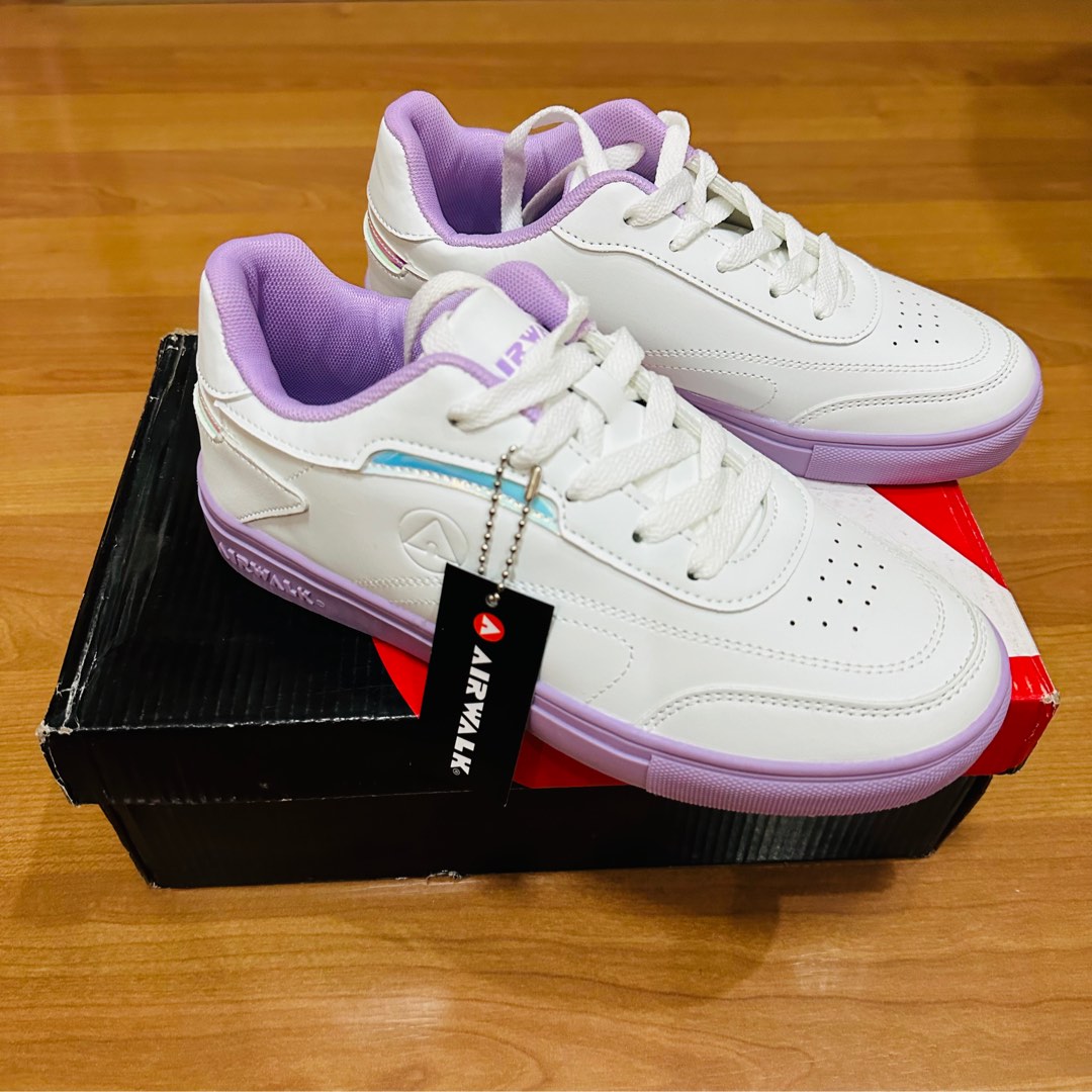 NEW Original Airwalk white sneakers Women s Fashion Footwear Sneakers on Carousell