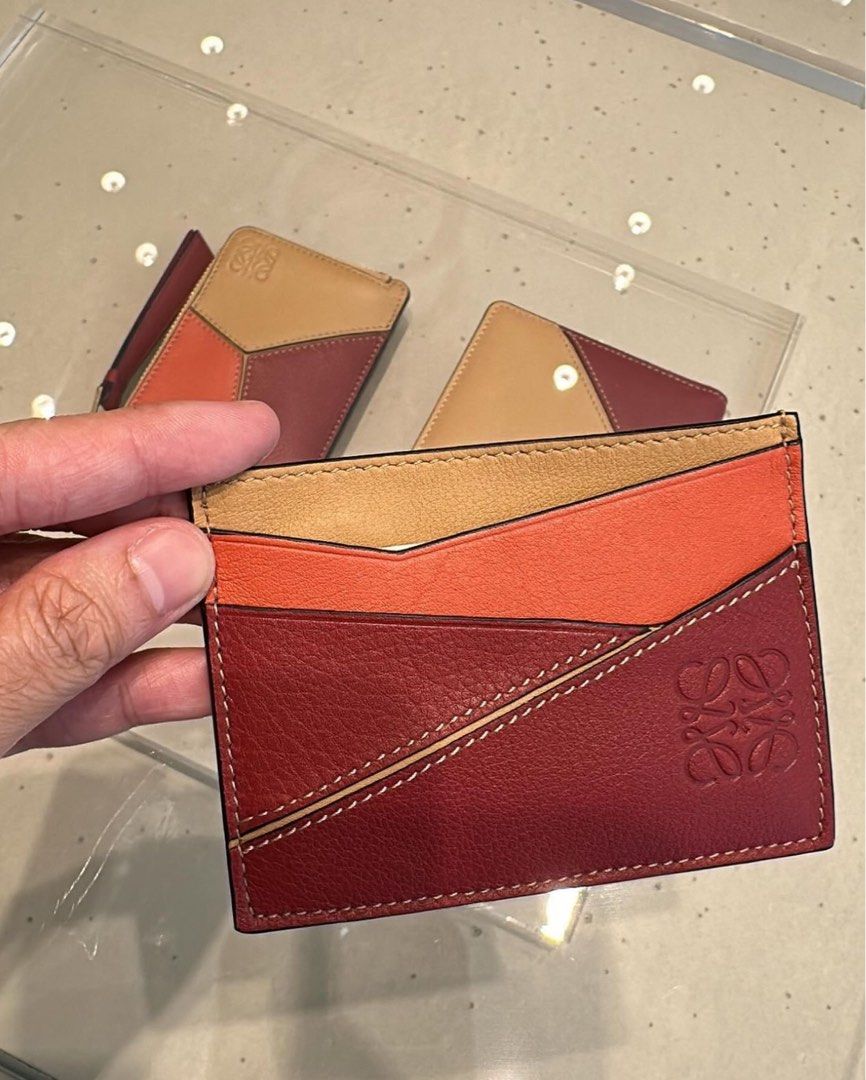 (On hand) Loewe Card Holder (Category: Luxury Bags & Wallets) located in Manila. Submitted by issavee (Listing ID 1296088167, Image 1). Description: Brand new and authentic On hand and ready to ship Complete inclusion + local sf *Lalamove ready.
