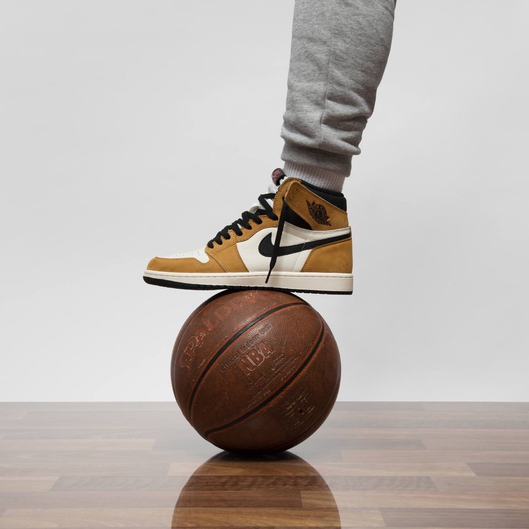 Aj 1 rookie of the year on feet cheap