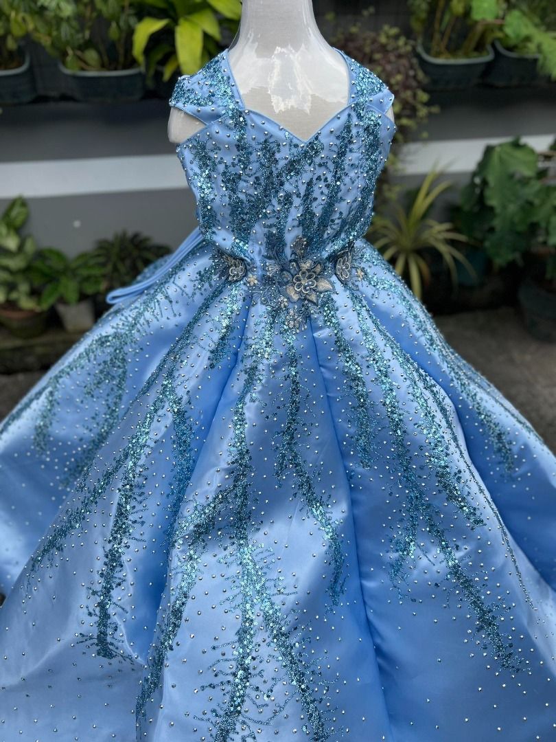 Sky blue umbrella dress 2025