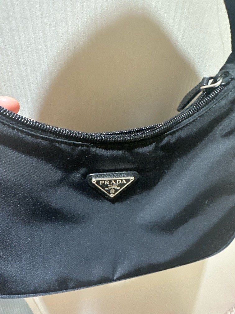 Prada hobo 2000