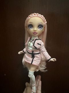 (Category: ) located in . Submitted by dollyfinds (Listing ID 1296162585, Image 1). Description: .