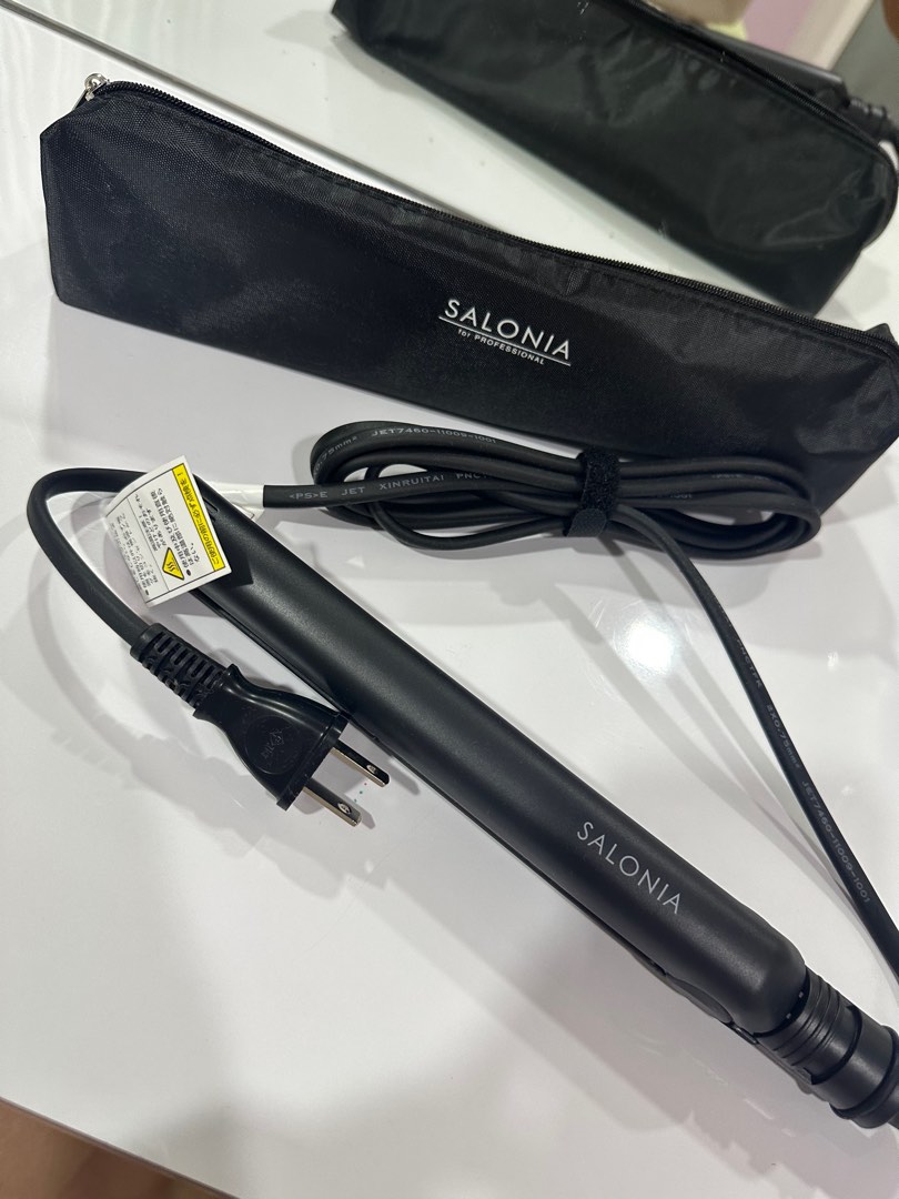 Salonia mini hair straightener top