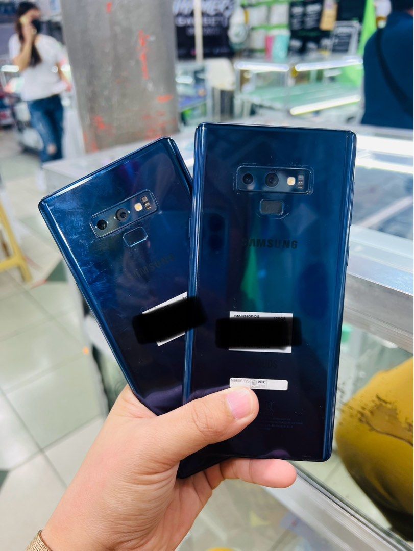 Samsung Note 9 128gb Dualsim (Category: Samsung) located in San Juan City. Submitted by javedsgadgetshop (Listing ID 1296057484, Image 1). Description: OPEN FOR INSTALLMENT VIA CREDIT CARD/GGIVES & SWAP/TRADE-IN! WE BUY AND SELL ( ANYKINDS OF UNIT BINIBILI PO NAMIN)! PTPA : Padelete po f bawal Read ❗️Onhand ‼️ Samsung Note 9 •128gb •NTC Variant •Good batt health •Factory Unlock •95% Smoothness •No hidden issue | No Repaired •100% Authentic | Not 