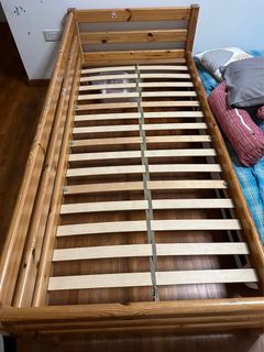 (Category: ) located in . Submitted by 807930 (Listing ID 1296082670, Image 1). Description: .