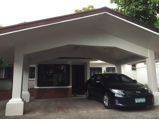 Single Detached House inside Sun Valley Subd.