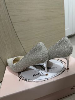 銀白色高跟鞋婚鞋（size 40)偏小一碼64239924598146110