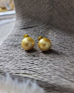 （分類：）位於 。 由 thingsforthrifts 提交（商品編號 1296128340，圖片 1）。簡介： 。