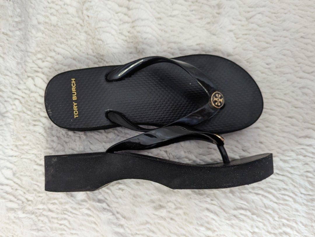 Tory Burch Cut Out Wedge Flip Flops Women s Fashion Footwear Wedges on Carousell