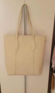 （分類：）位於 。 由 kimsowoon 提交（商品編號 1296110343，圖片 1）。簡介： 。
