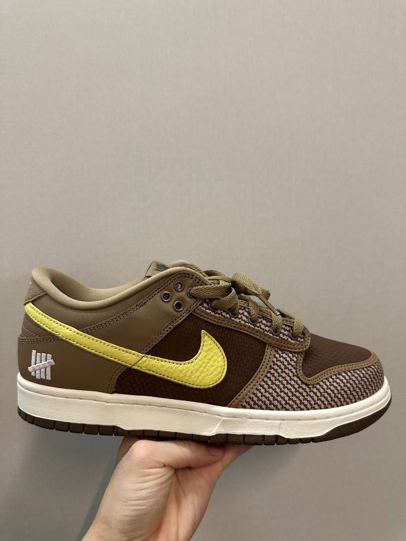 US 9.5) BNDS Nike Dunk Low Undefeated Canteen