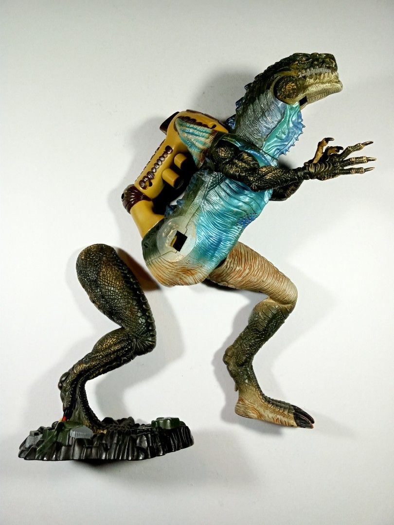 Vintage 16 inches Godzilla figure (Category: Figurines & Statues) located in Pasig City. Submitted by game.breaker666 (Listing ID 1296162877, Image 1). Description: Vintage 1998 Godzilla movie figure ✅ size: 16 inches from head to feet ✅ brand: Toybiz/ Toho ✅ Rare/ highly collectible ✅ As is condition only (please see photos) electronics not working/ detached right leg/ missing tail Price: 500 (firm/ last price) ❗Auto PASS to any last price inqui