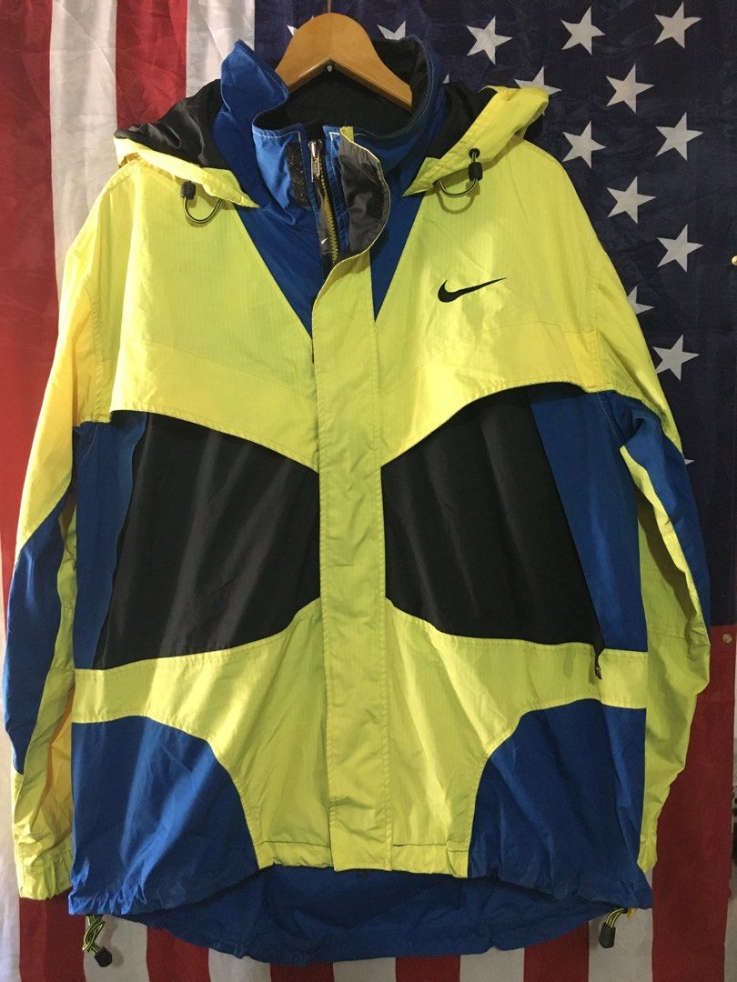 Vintage Colorblock NIKE AGC (Category: Coats, Jackets and Outerwear) located in Cebu City. Submitted by etnaner (Listing ID 1296233862, Image 1). Description: Details posted Size 105 tag ( see dimensions posted) Sure buyer only or else don’t fuck with me! .