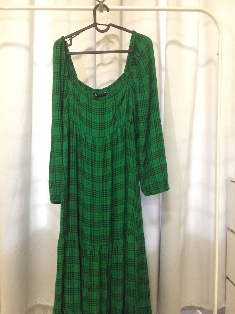 Zara Long Dress in Green Gingham, Women's Fashion, Dresses & Sets, Dresses  on Carousell