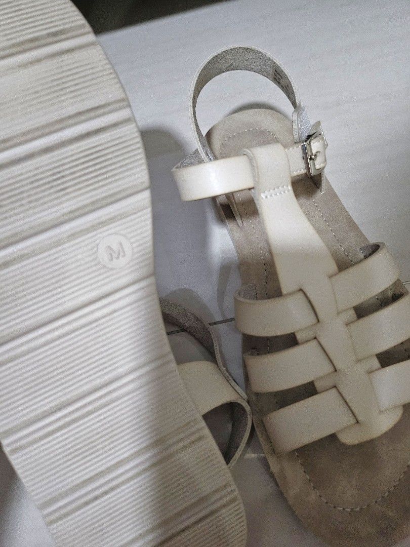 Abc mart sandals shop
