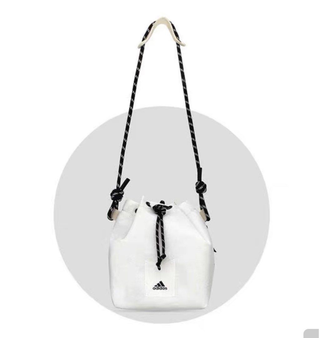 Bucket cbreat bag adidas