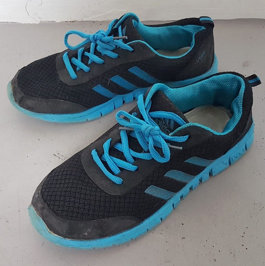 ADIDAS Running Shoes MOD Look Black and Blue Model US 8.5 UK 8 EUR 42 Adidas Designer Sneakers Original Gym Workout Yuppie Lifestyle Cult
