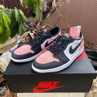 (Category: ) located in . Submitted by snkr_hype (Listing ID 1297646238, Image 1). Description: .
