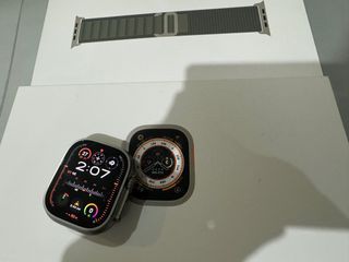Apple watch Ultra 1 With Green Alpine Loop