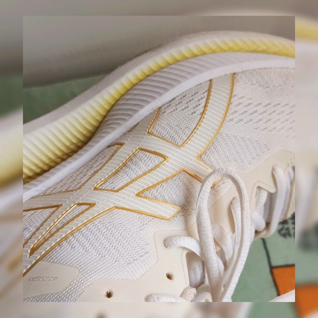 Asics glideride white gold clearance
