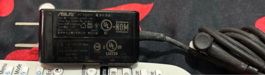 Asus charger (Category: Laptop Bags & Sleeves) located in Quezon City. Submitted by cmcrhs (Listing ID 1297597601, Image 2). Description: As is basis. No return no exchange..