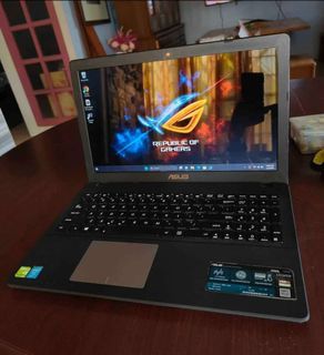 -Asus X550l
 Intel Core i7 1.8-3.0ghz 
 8gb ram 
240gb ssd
 15.6inch  led HD
Nvidia Graphics 740m
malinaw 3D Dual speakers loud Sonic Master Audio
builtin webcam 
Wifi plus Bluetooth Windows 11 and ms Office installed
Bnew Battery kaya sure na ok