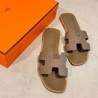 Authentic Hermes Oran with sole protector in Etoupe Epsom Leather size 37 (complete inclusions)