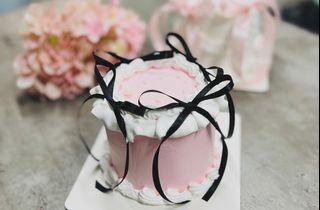 Viral Korean style ribbon cake Collection item 3