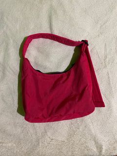 BAGGU Mini Nylon Shoulder Bag (Candy Apple)